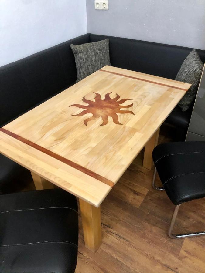 Delux Ferienwohnung Kunstgalerie Und Ilmradweg Kranichfeld Eksteriør billede